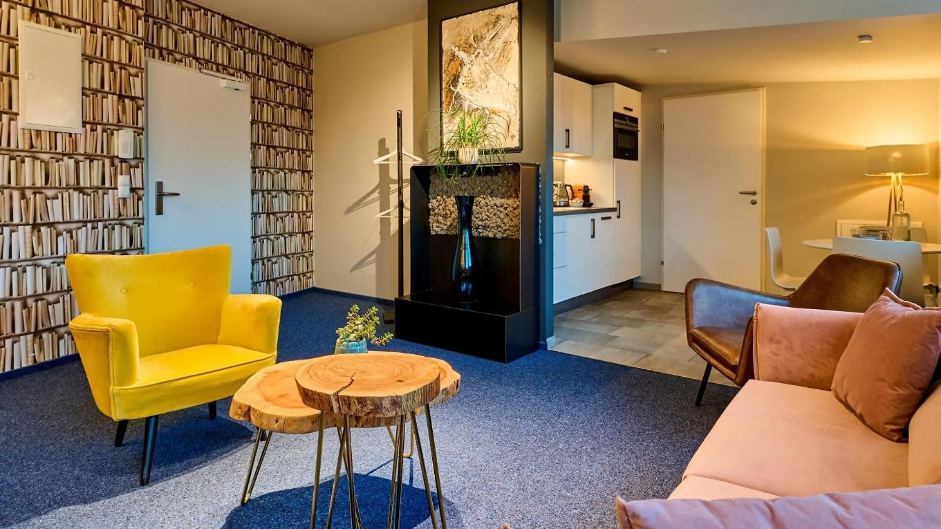 Charmante Wohnung Fuer 2 Personen In Zentrumsnaehe X Privater Parkplatz X Hochwertige Coworking-Arbeitsplaetze Im Haus Innsbruck Österreich