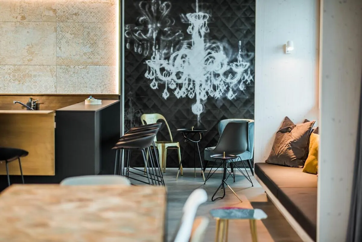 Apartmán Charmante Wohnung Fuer 2 Personen In Zentrumsnaehe X Privater Parkplatz X Hochwertige Coworking-Arbeitsplaetze Im Haus Innsbruck Rakousko